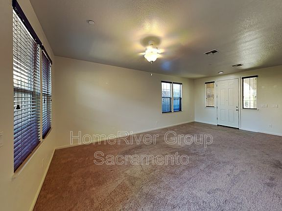 4th image of 196 Barnhill Dr