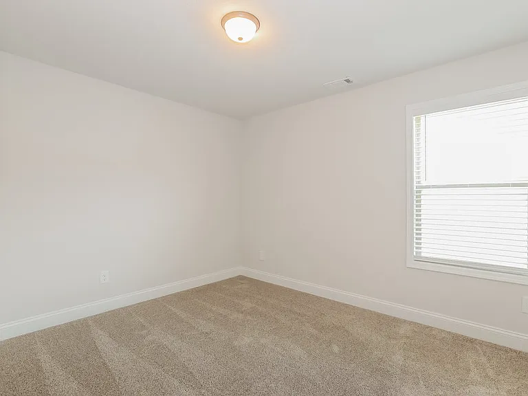 128 Heartland Cir — Photo 16