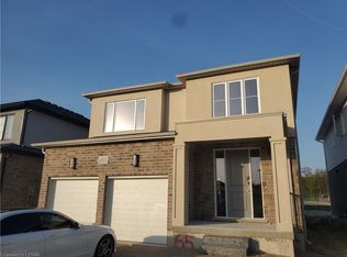 2105 Tokala Trl, London, ON N6G0Z7