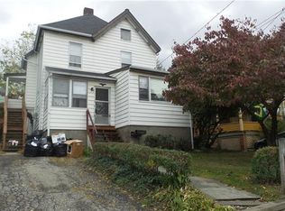 325 Smith St, Peekskill, NY 10566