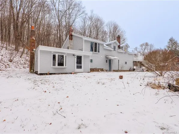 645 Oxford Road, Oxford, CT 06478