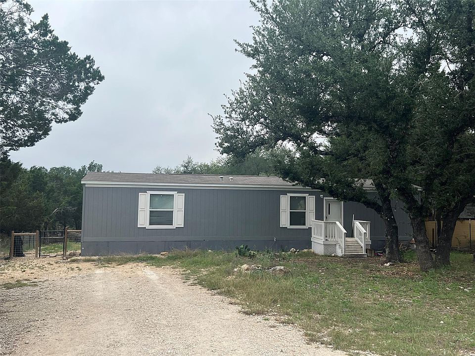 2nd image of 1086 Pecan Cir