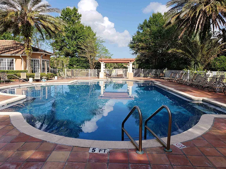 510 Florida Club Blvd #102 — Photo 27