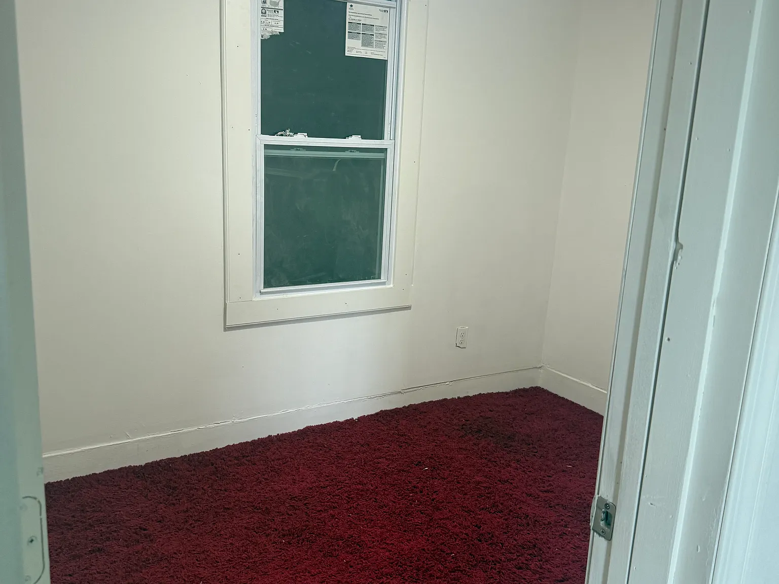 5 bed, 1900 sqft, $3,100 — Photo 4