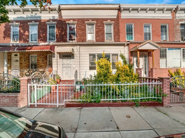 125 E 35th St, Brooklyn, NY 11203