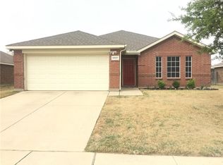 14037 Rodeo Daze Dr, Haslet, TX 76052