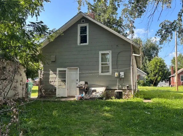 437 W Pierce St, Macomb, IL 61455