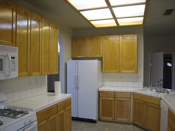 4th image of 3008 Dinwiddie Way