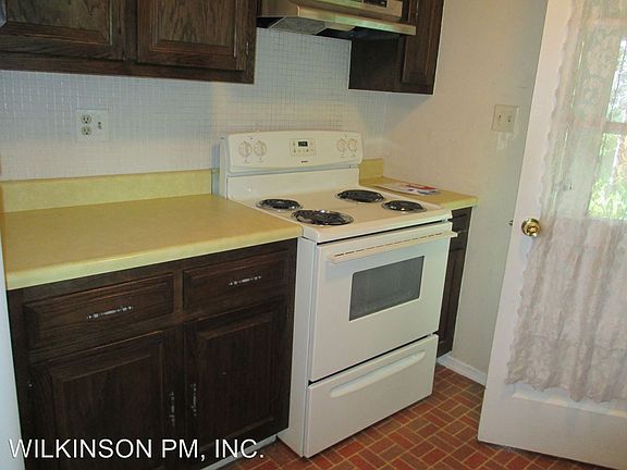 2nd image of 14215 Essex Dr