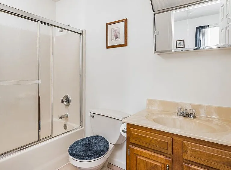 Contemporary Bathroom