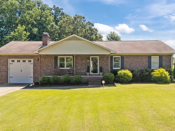 206 Arlington Cir, Sanford, NC 27330