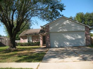 3318 Willow Tree Dr, Houston, TX 77066