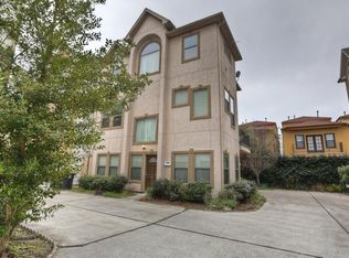 1315 Birdsall St, Houston, TX 77007