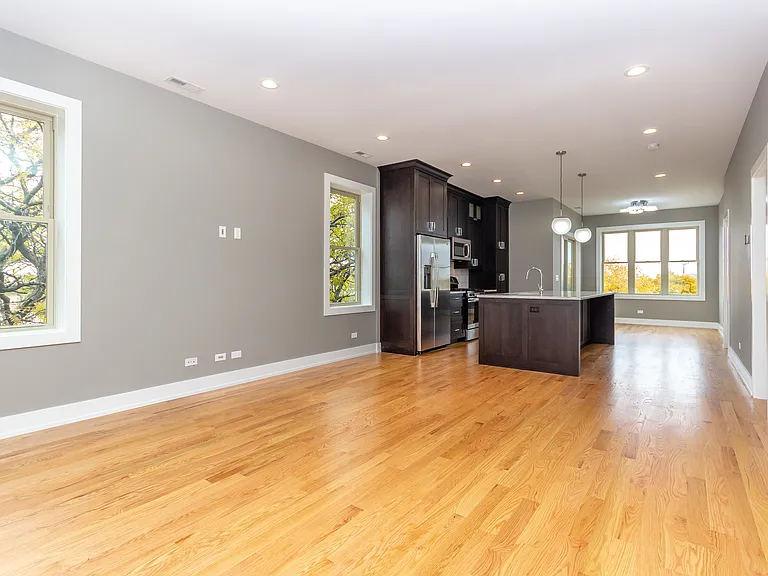 3459 W Belmont Ave #4 — Photo 7