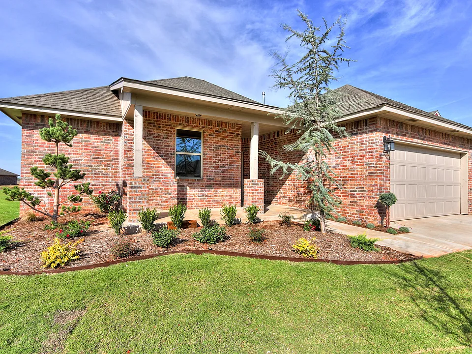 7217 NW 145th St