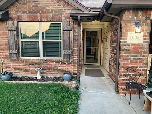 5th image of 1008 Golden Leaf Dr