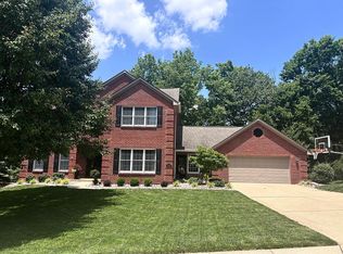 1838 Beacon Hl, Fort Wright, KY 41011