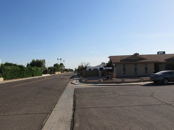 5th image of 8414 N 49th Ave