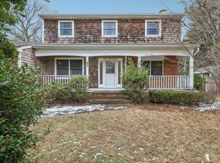 15 Yorktown Rd, East Setauket, NY 11733
