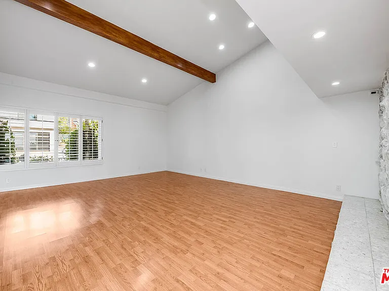 3115 Dona Susana Dr — Photo 9