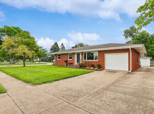 621 SE 4th St, Ankeny, IA 50021