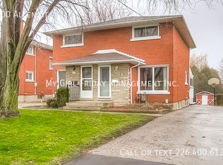 200 Allen St E, Waterloo, ON N2J1K1