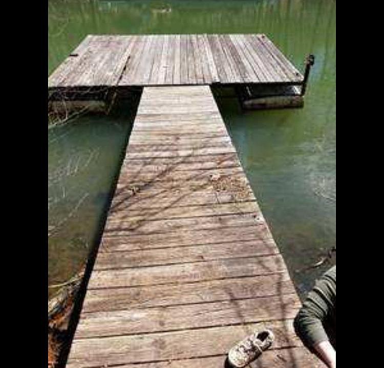 Swim dock