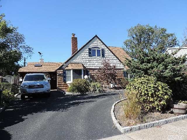 1st image of 70 Palm Ln