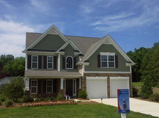 108 Sculpin Ln, Mount Holly, NC 28120