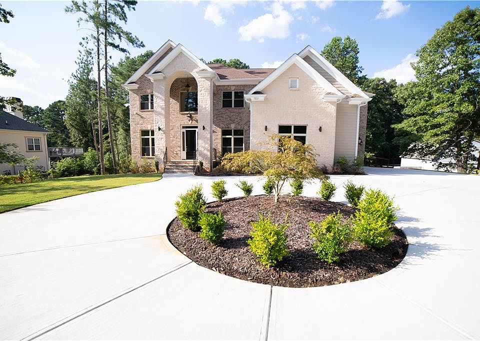 1st image of 3485 W Elmwood Cir