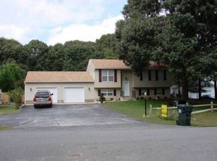 2013 Yew Ct, Saint Leonard, MD 20685