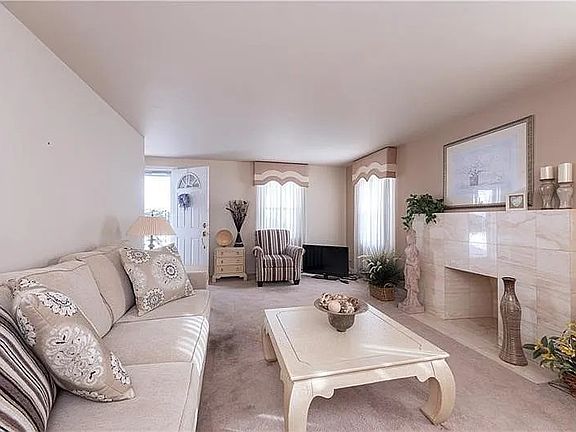 3rd image of 2511 McNeilly Rd