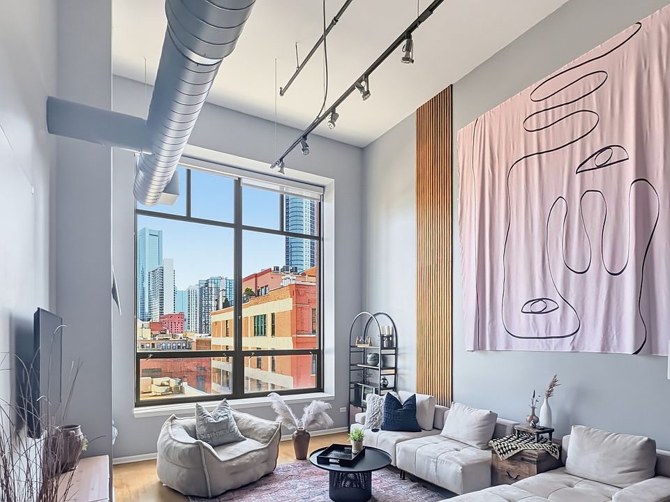 1st image of 400 W Ontario St APT 709