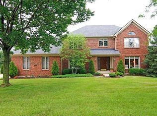 930 Cedarpark Dr, Cincinnati, OH 45233