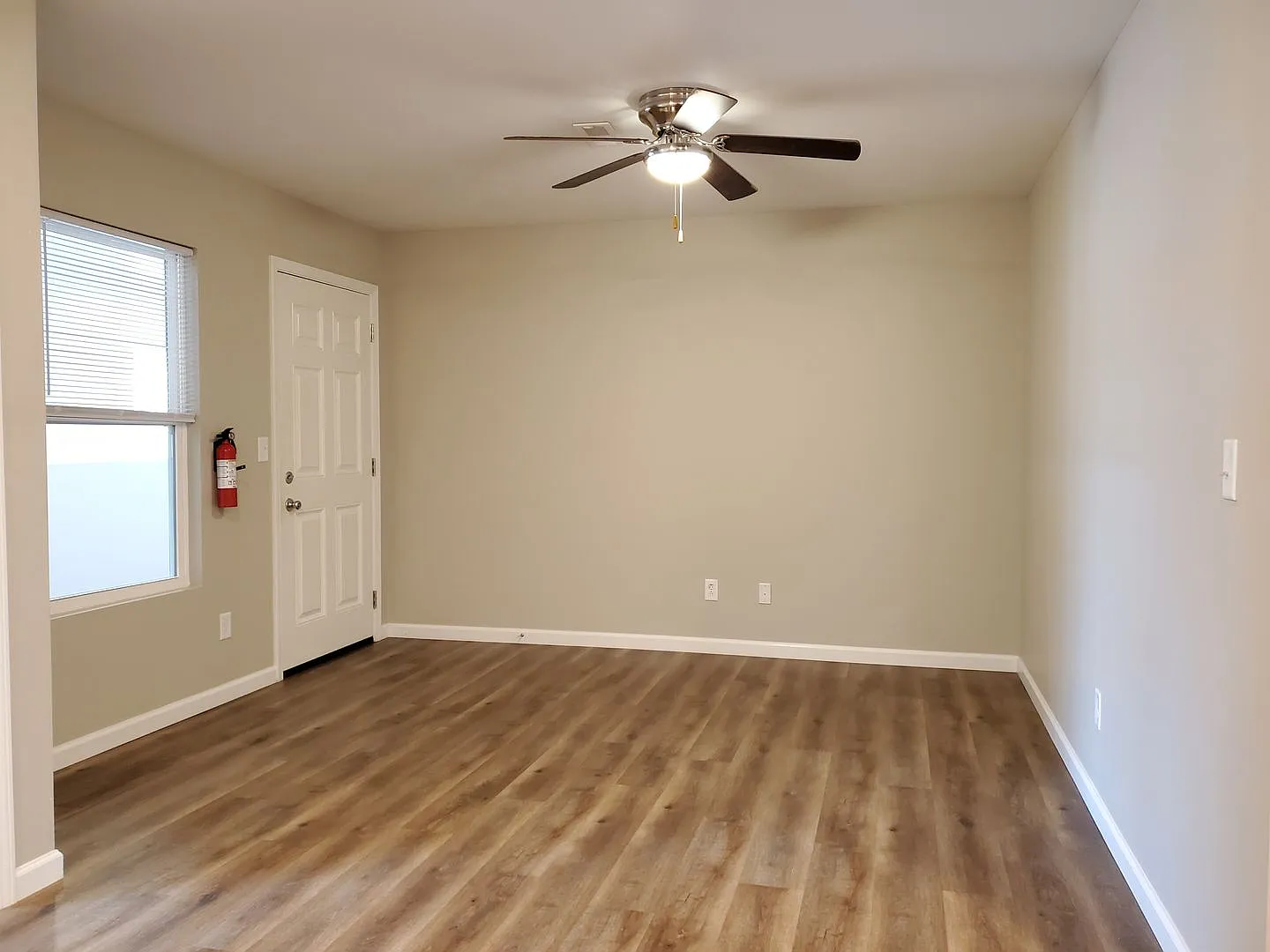3 bedroom 1 bath apartment located in Jackson, MO — Photo 3