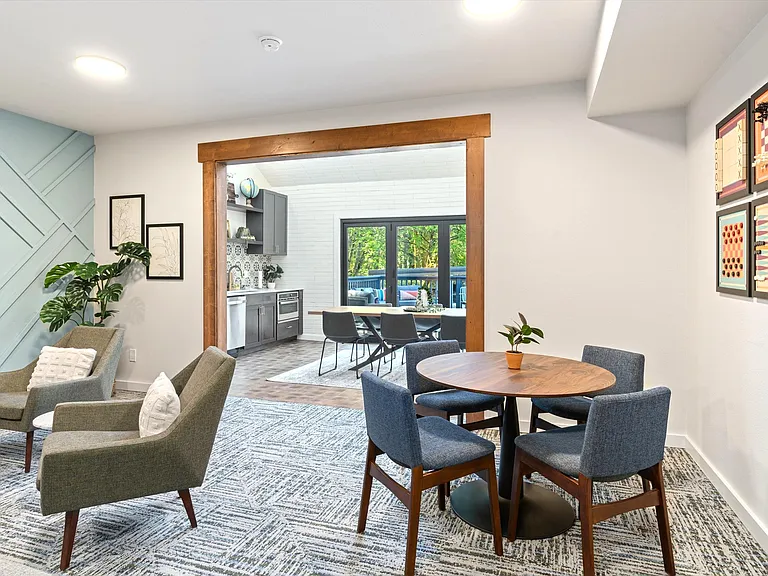 Westvue Apartments — Photo 17