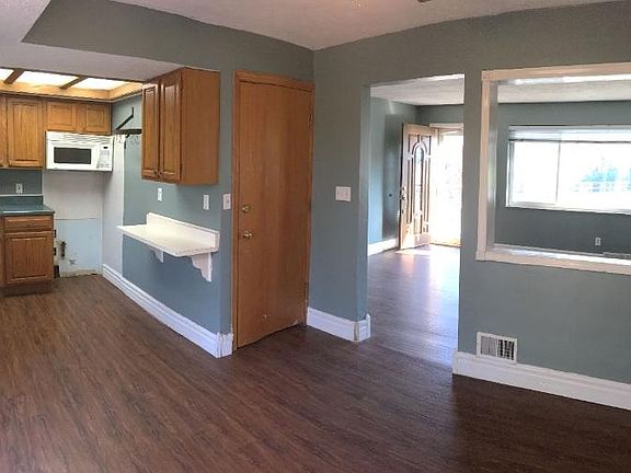 2nd image of 4220 Skylark Dr