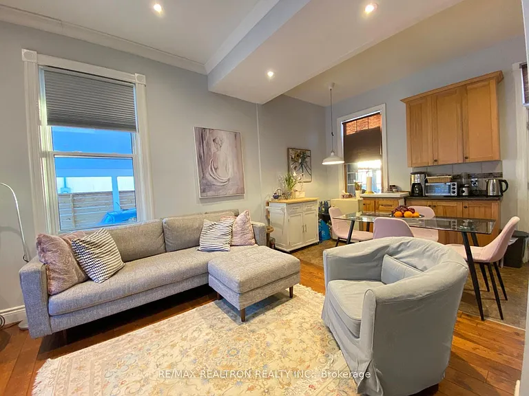134 Wesley St — Photo 28