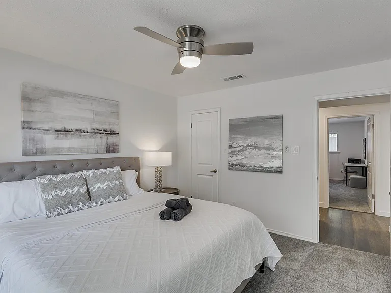 4224 Shady Bend Dr — Photo 35