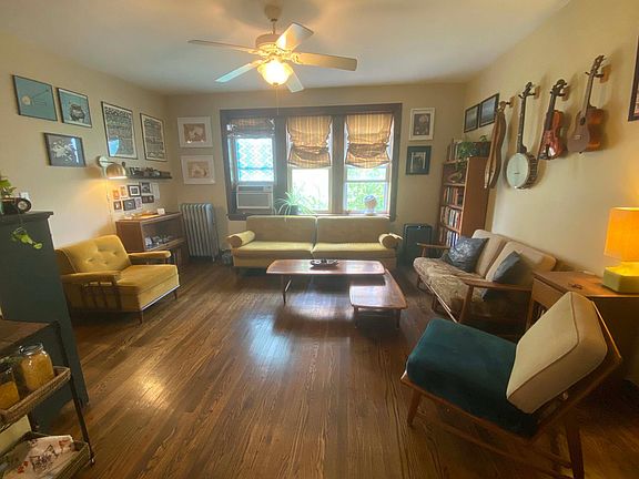 3rd image of 1603 W Ainslie St APT 3