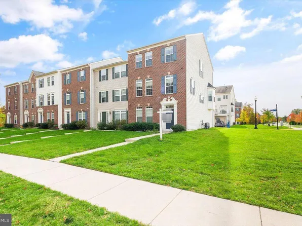 42948 Miltec Ter, Chantilly, VA 20152