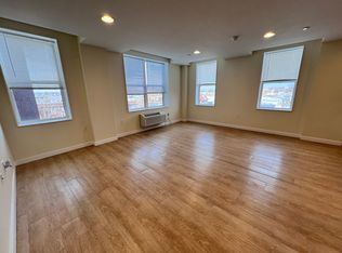 239 S 49th St #605, Philadelphia, PA 19139