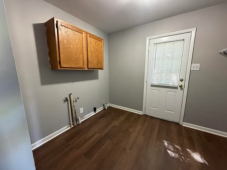 1861 Dunkirk Dr — Photo 9