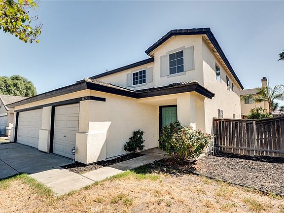 2nd image of 4425 Oak Tree Way