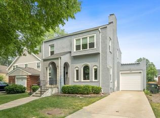 909 S Lincoln Ave, Park Ridge, IL 60068