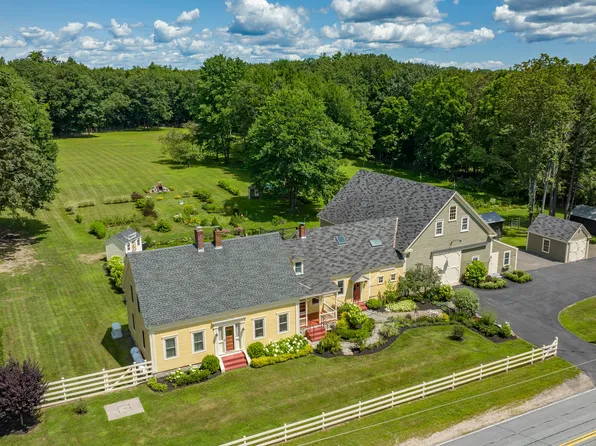 458 River Road, Buxton, ME 04093