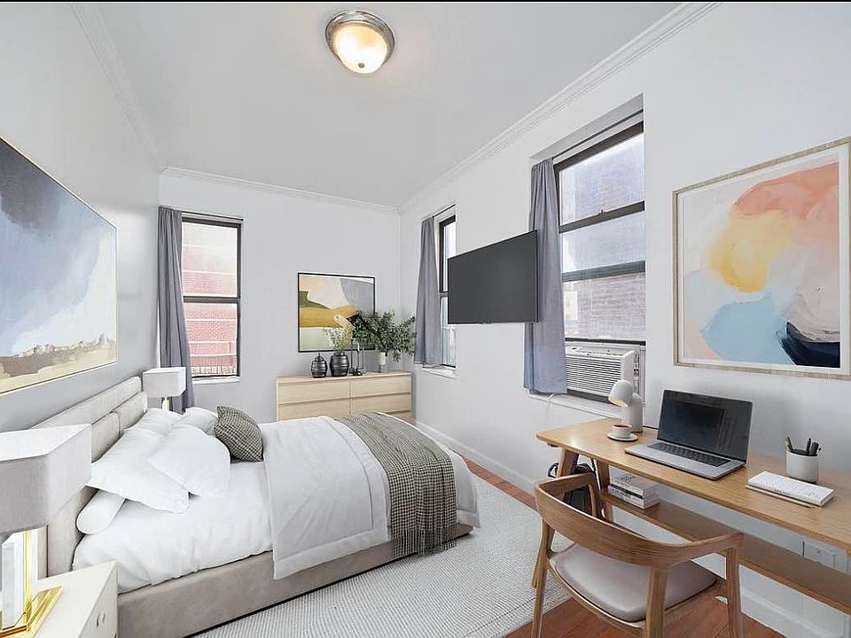 1st image of 500 E 11th St APT 14
