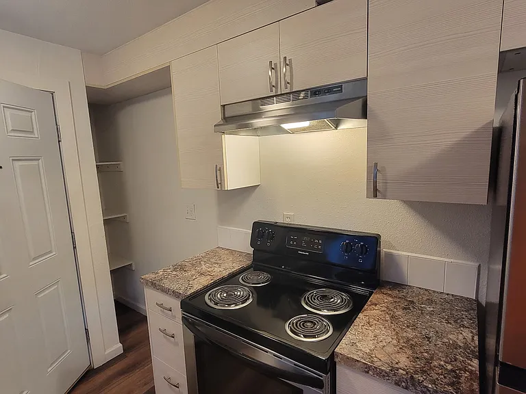 8318 Wabash Ave S #8318 — Photo 2