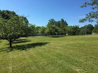 17 Orchard Ln, Minot, ME 04258