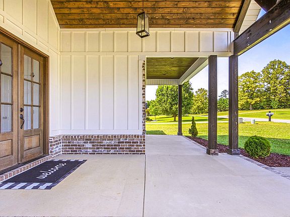 4th image of 482 Deer Run Cir